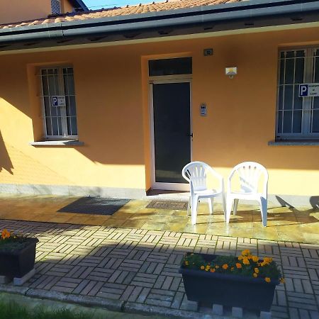 Hotel La Quiete à Senna Comasco Extérieur photo